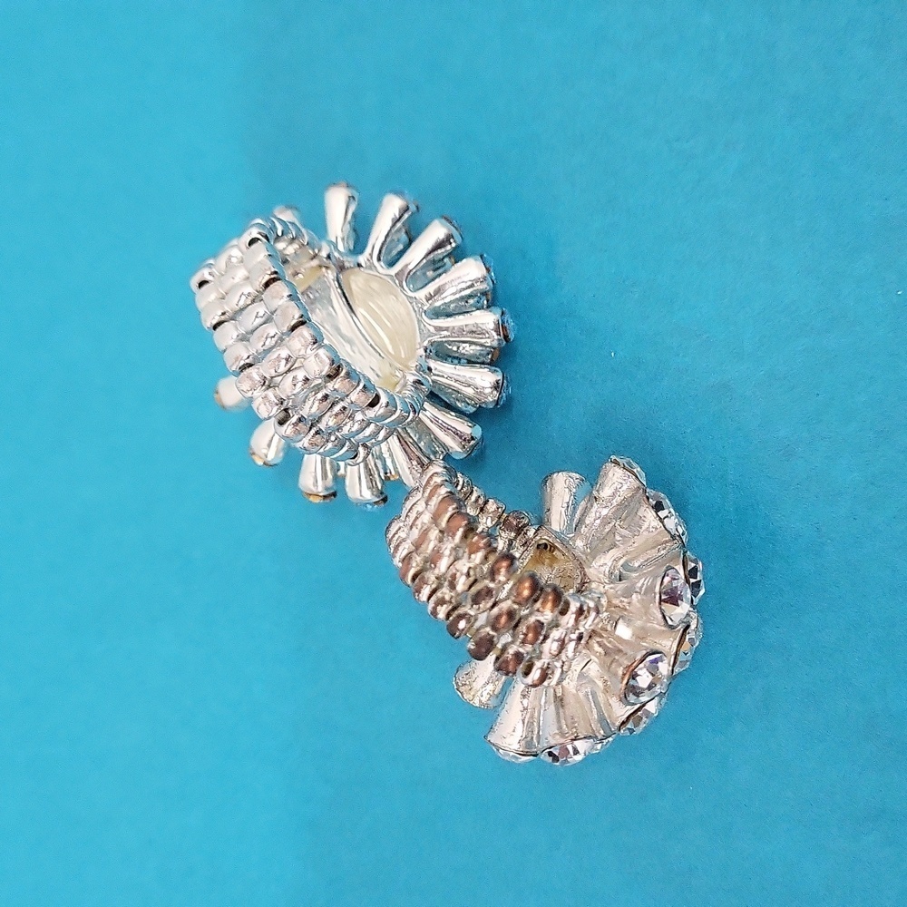 Ring bundle, 2 Embellished Statement Rings - Picture 8 of 8